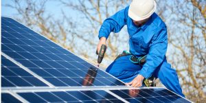 Installation Maintenance Panneaux Solaires Photovoltaïques à Chartronges